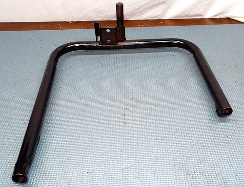 Escavatore trattorino prato